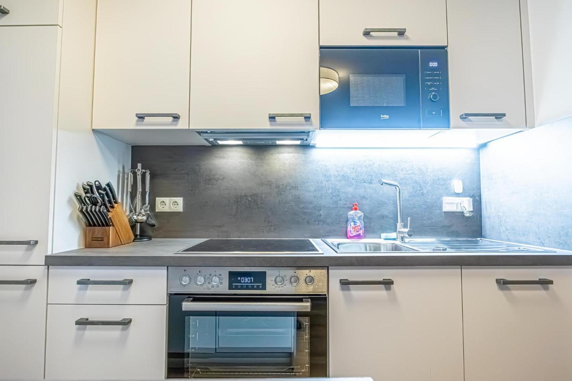Charming 1Br And 1Lr Apt Modern Design Donaustadt Viyana Dış mekan fotoğraf